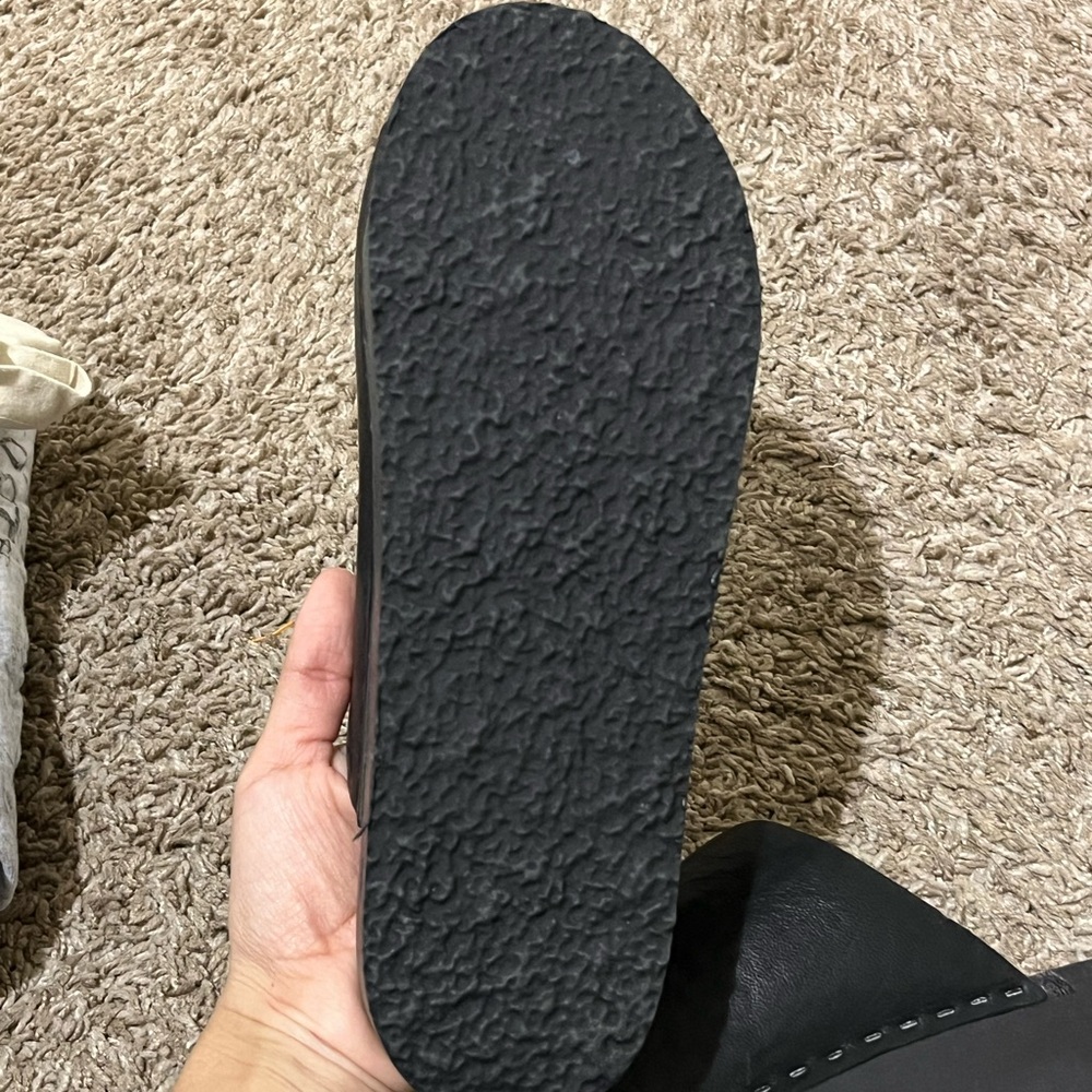 Black Bryr Clogs - image 3